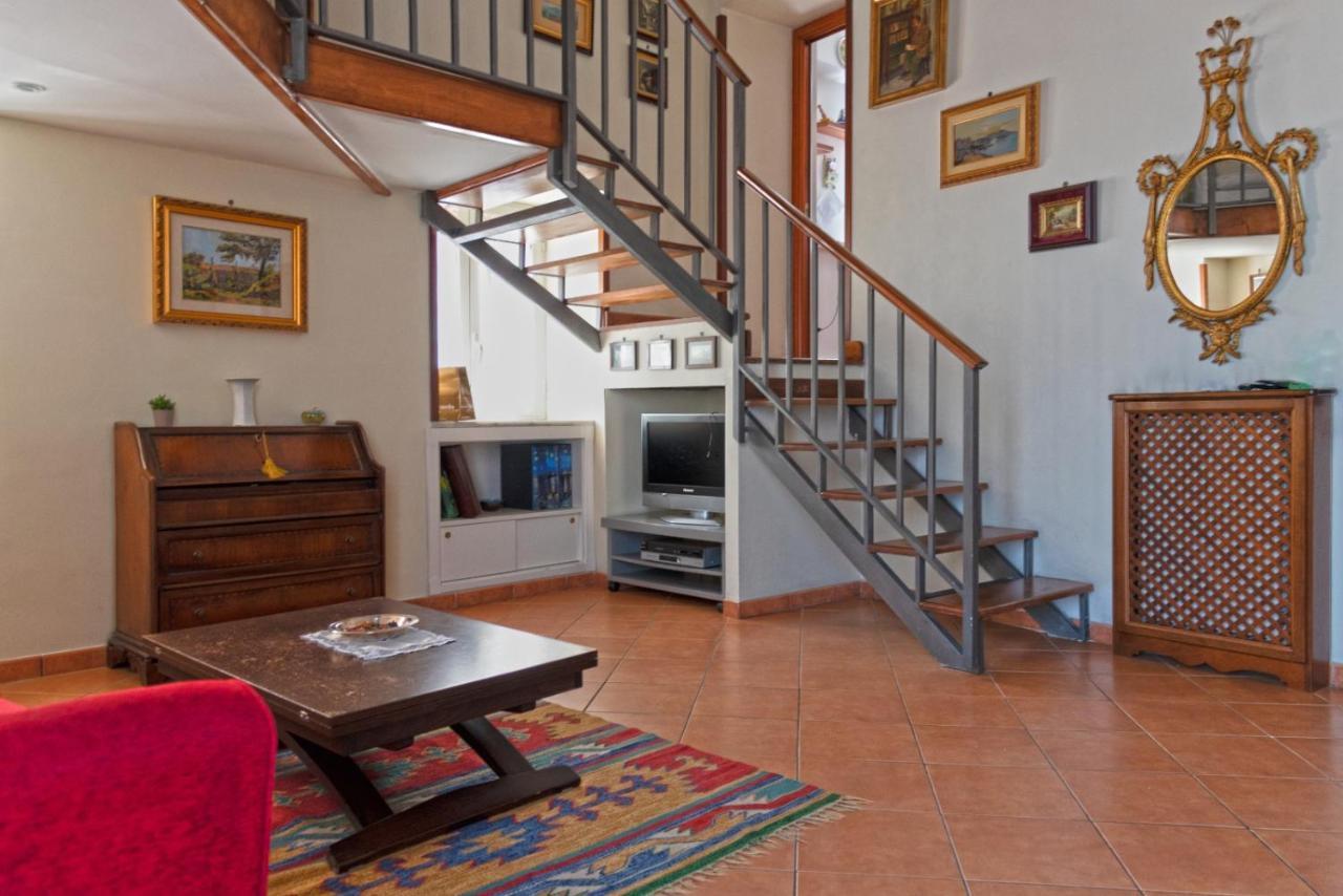 A Wonderful Penthouse In Naples Apartment Екстериор снимка